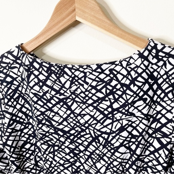 J. McLaughlin Black White Marble Print 3/4 Sleeves Ruched Sage Dress Small - Picture 8 of 9